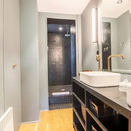 Superb Apartment With A View - Lille Lilla