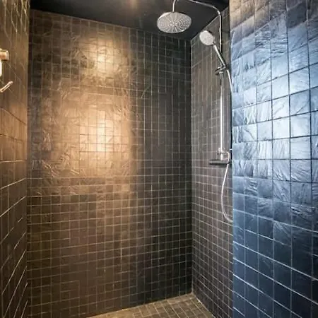 Superb Apartment With A View - Lille * ليل